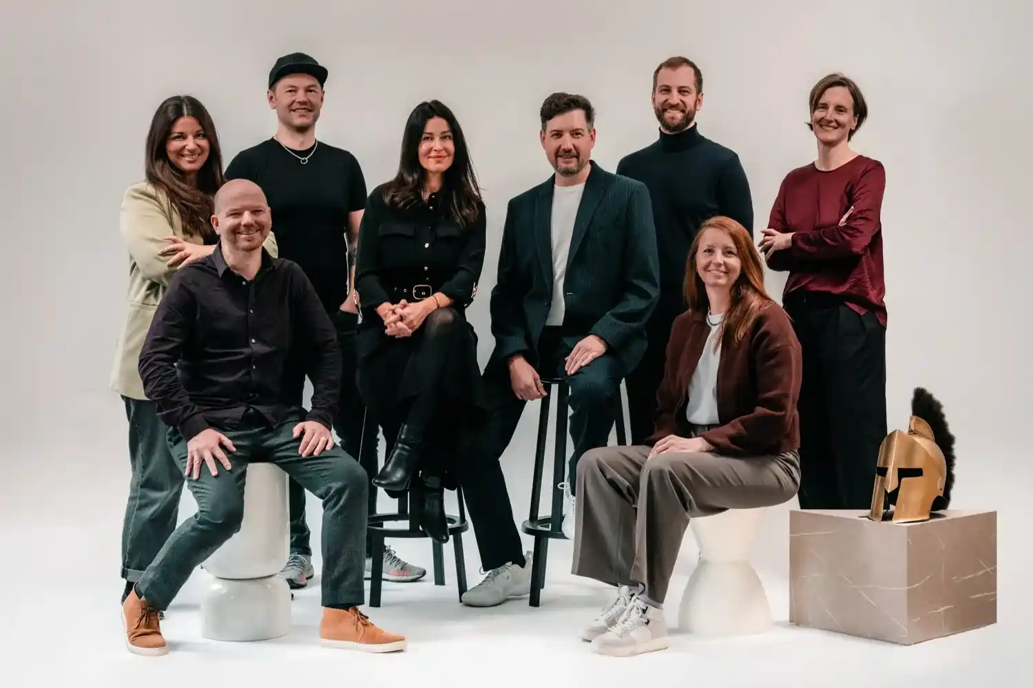 VON HELDEN UND GESTALTEN Teambild - Das Team der Kreativagentur aus Stuttgart