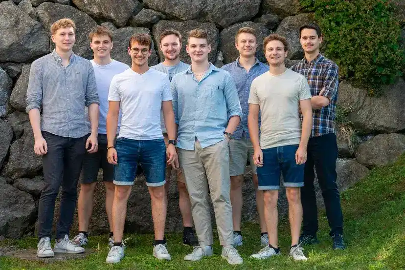 Zewas Digital Teambild - Das Team der Agentur für App- und Webentwicklung aus Voralberg
